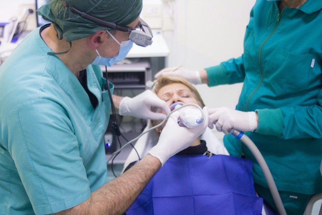 Clínica Dental Alvaro Azagra